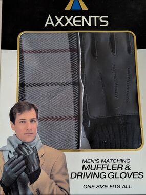 Men’s Black Leather Driving Gloves with Gray Patterned Muffler